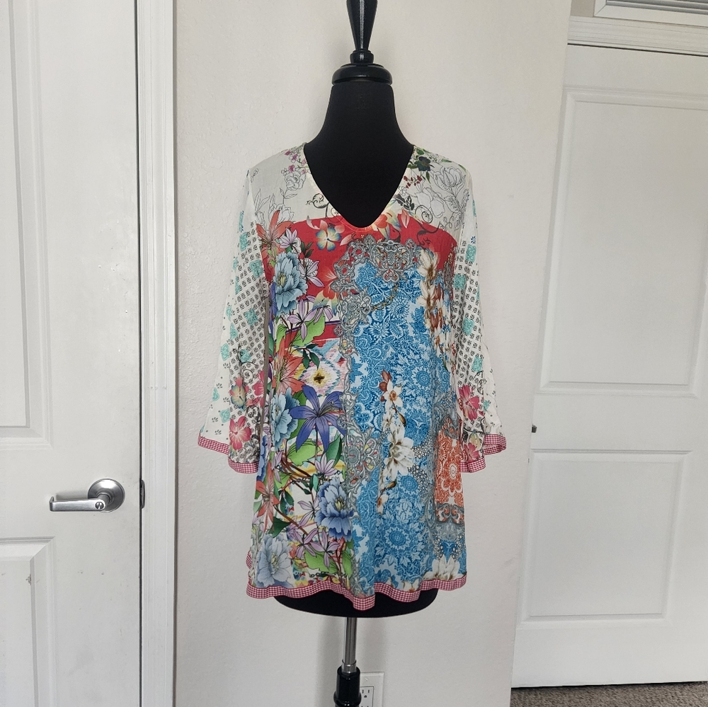 Johnny Was Blue and Red Graphic Tunic with 3/4 Sleeves